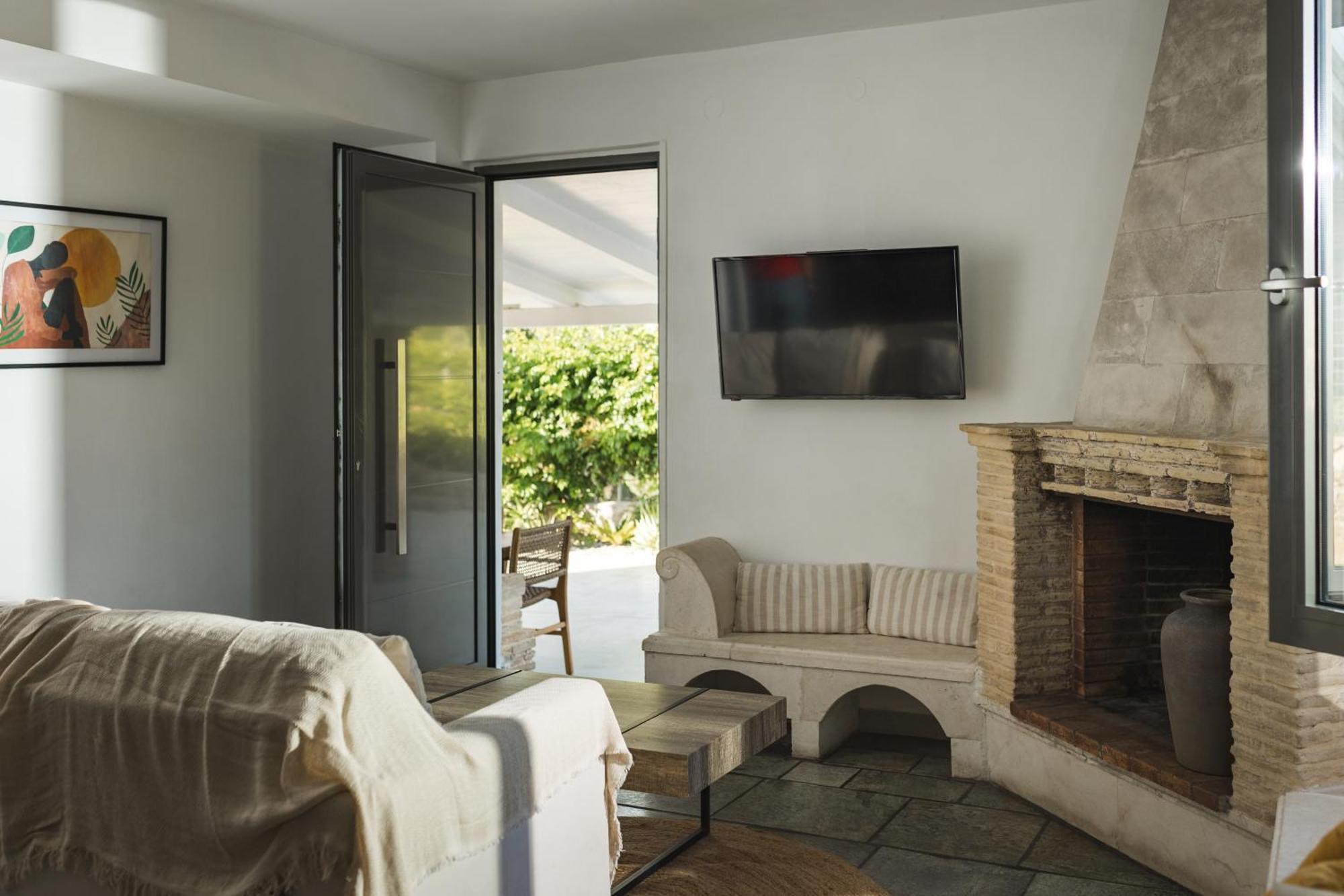 Semesterbostad Binios - Private Pool, Walking Distance From The Vasilikí