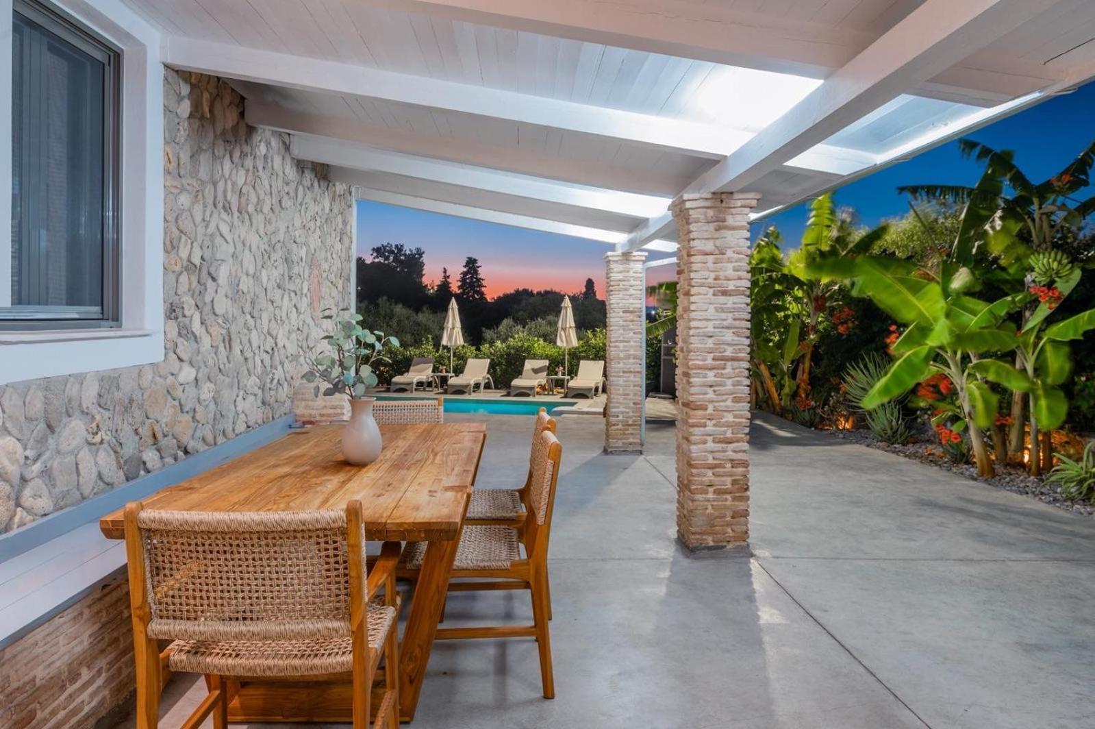 Holiday home Binios - Private Pool, Walking Distance From The *